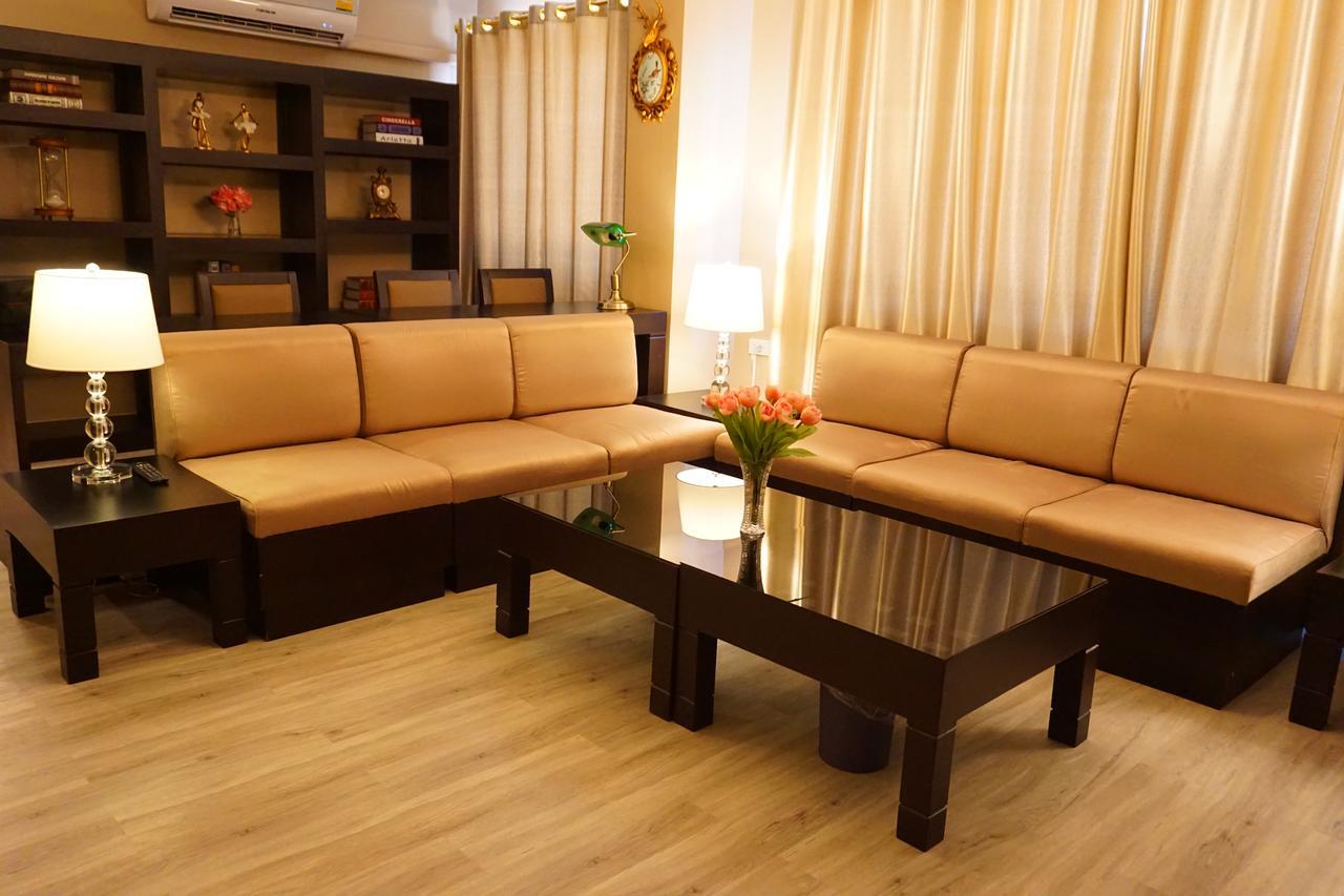 Taris Art Hotel Phrae Buitenkant foto