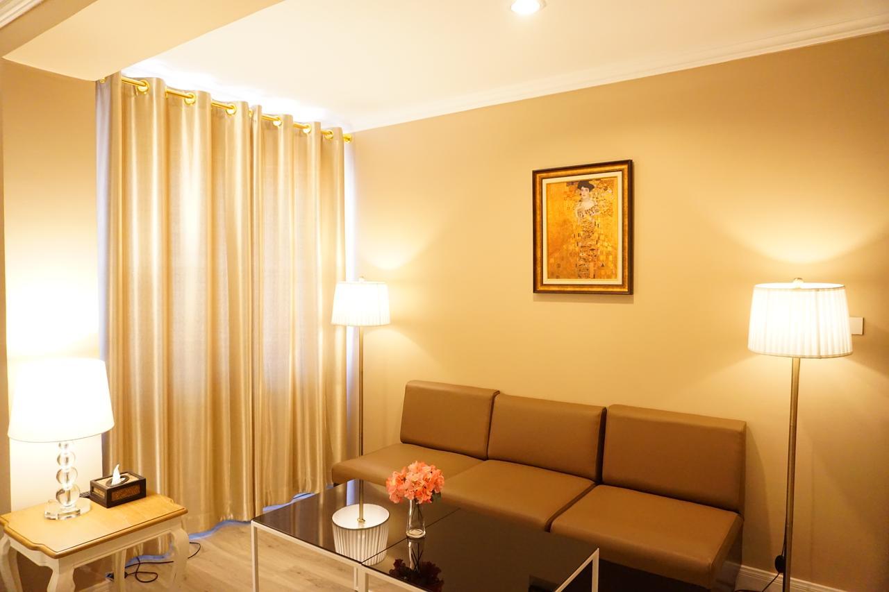 Taris Art Hotel Phrae Buitenkant foto